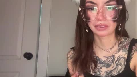 sugarthekitten online show from 11-06-25, 04:46