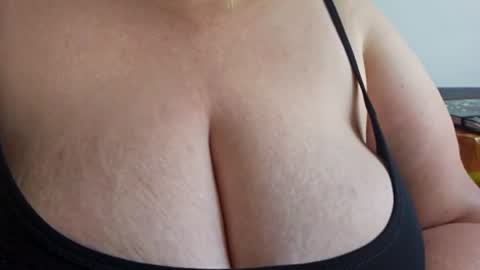 sugartits88xx online show from 06-22-26, 10:01