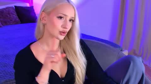 sugarwhisper online show from 09-10-25, 04:40