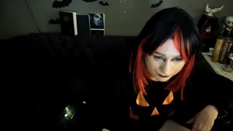 Sugary online show from 10-12-25, 04:33