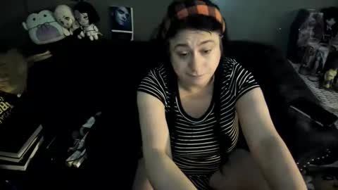 Snapshot of sugary_sweet chatting on 01-06-26, 05:16 Sugary online show from 01-06-26, 05:16