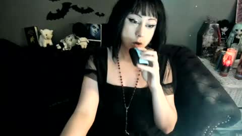 Sugary online show from 06-14-26, 02:35