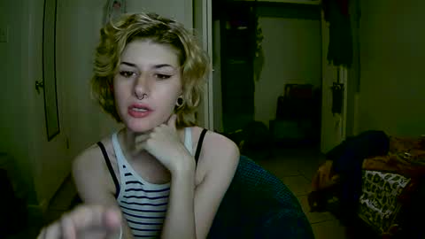 Ophelia online show from 12-08-24, 04:46