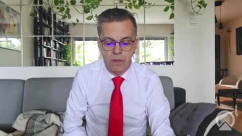 Snapshot of suit_elegant chatting on 07-20-26, 09:12 Suit tie horny online show from 07-20-26, 09:12