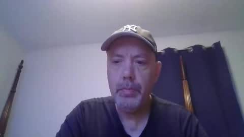 Snapshot of sullydog48 chatting on 09-10-25, 01:16 Sully online show from 09-10-25, 01:16
