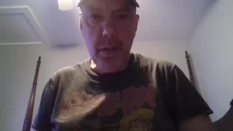 Snapshot of sullydog48 chatting on 09-24-25, 02:04 Sully online show from 09-24-25, 02:04