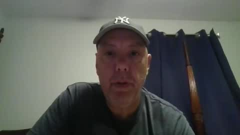 Snapshot of sullydog48 chatting on 10-12-25, 11:59 Sully online show from 10-12-25, 11:59