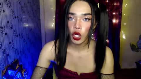 Snapshot of sultry_sirenxx chatting on 12-22-24, 12:38 sultry_sirenxx online show from 12-22-24, 12:38