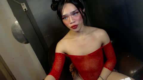 Snapshot of sultry_sirenxx chatting on 02-10-25, 06:03 sultry_sirenxx online show from 02-10-25, 06:03