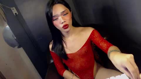 Snapshot of sultry_sirenxx chatting on 02-14-25, 05:57 sultry_sirenxx online show from 02-14-25, 05:57