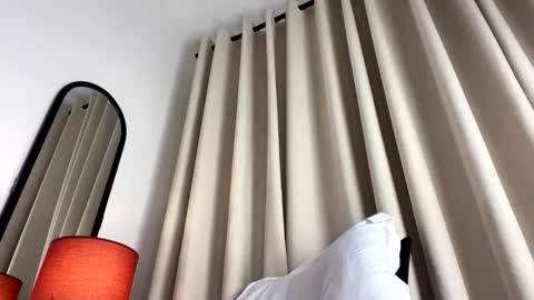 Snapshot of sultryaura chatting on 06-11-26, 02:53 maskedtemptress online show from 06-11-26, 02:53