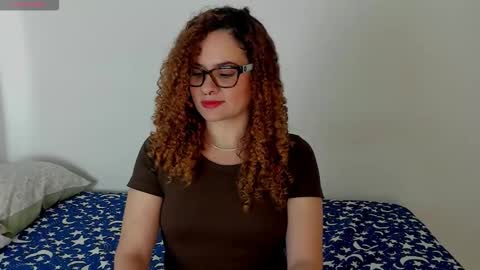 Snapshot of sultrysecrets_ chatting on 02-07-26, 08:12 Ann online show from 02-07-26, 08:12