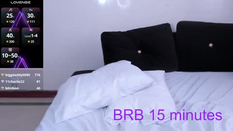 Snapshot of sumeragi_cat chatting on 12-04-24, 07:01 Nicolle online show from 12-04-24, 07:01