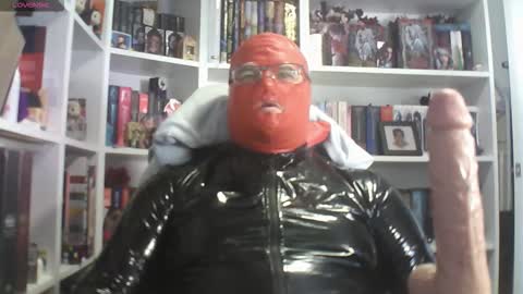 Sumisolatex online show from 11-26-25, 12:06