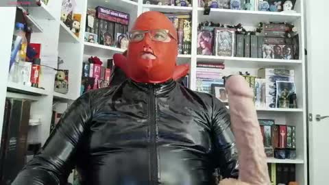 Sumisolatex online show from 06-05-26, 04:13