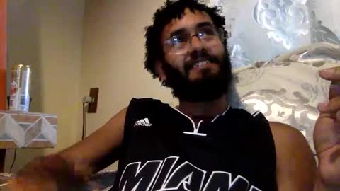 Snapshot of sumjang chatting on 12-24-24, 09:22 Sumjang and Luksmen online show from 12-24-24, 09:22