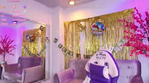 summer_miller online show from 12-22-25, 11:40