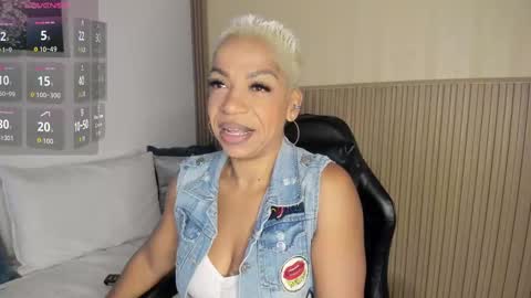 Summer online show from 09-11-25, 11:21