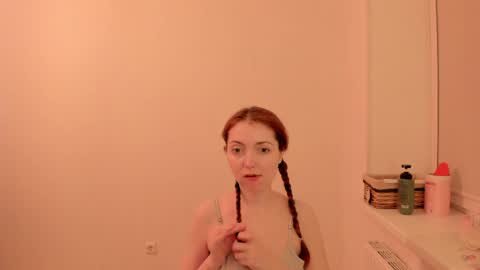 Summer Preston online show from 04-12-26, 07:30