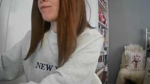 Snapshot of summerbluesky chatting on 04-01-26, 07:53 summerbluesky online show from 04-01-26, 07:53