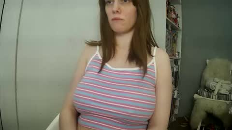 Snapshot of summerbluesky chatting on 04-03-26, 02:59 summerbluesky online show from 04-03-26, 02:59