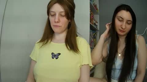 Snapshot of summerbluesky chatting on 05-05-26, 04:04 summerbluesky online show from 05-05-26, 04:04
