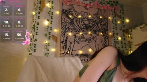 Snapshot of summerhazee chatting on 12-22-24, 03:11 summerhazee online show from 12-22-24, 03:11