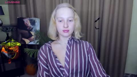 Snapshot of summerjem chatting on 11-02-25, 08:06 summerjem online show from 11-02-25, 08:06