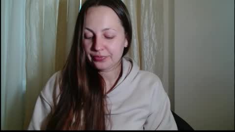 Snapshot of sun__shadow chatting on 11-05-25, 12:27 sun__shadow online show from 11-05-25, 12:27