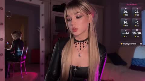 Miss Nelly online show from 12-19-25, 11:23