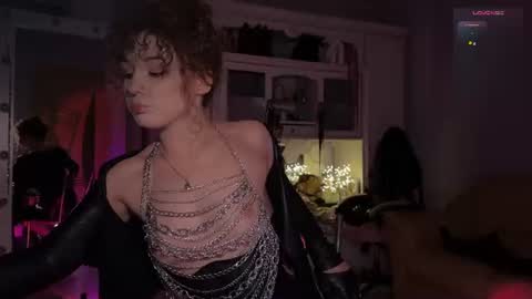 Miss Nelly online show from 07-12-26, 10:01