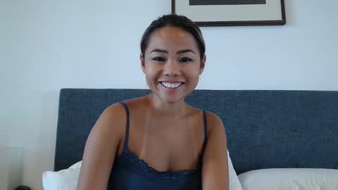 Snapshot of sun_lover_95 chatting on 03-01-25, 03:32 Vy online show from 03-01-25, 03:32