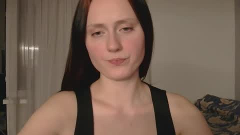 Snapshot of sun_sparkle chatting on 02-06-26, 07:28 Olivia online show from 02-06-26, 07:28