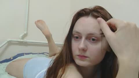 Snapshot of sun_sparkle chatting on 02-14-26, 07:43 Olivia online show from 02-14-26, 07:43