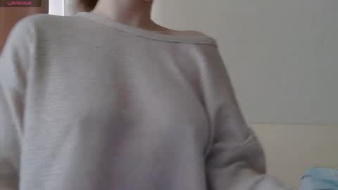 Olivia online show from 05-11-26, 04:04