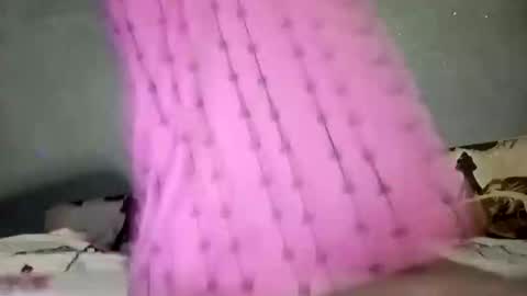 Snapshot of sunali_jain03 chatting on 03-05-26, 04:19 sunali_jain03 online show from 03-05-26, 04:19