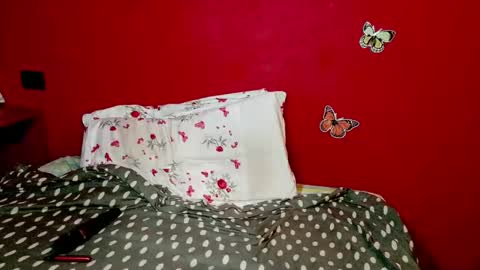 Snapshot of sunbel chatting on 03-08-25, 12:55 sunbel online show from 03-08-25, 12:55