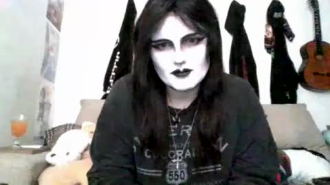 sundaygoth online show from 06-16-26, 06:43