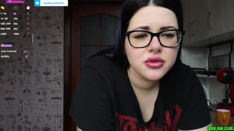 Snapshot of sunflower0907 chatting on 01-29-25, 09:44 Tina. Im topless model online show from 01-29-25, 09:44