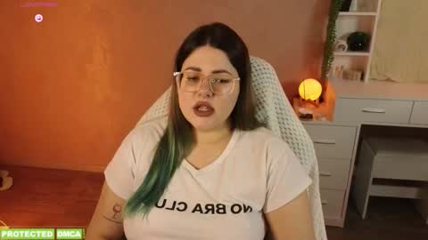 Snapshot of sunflower0907 chatting on 10-23-25, 09:08 Tina. Im topless model online show from 10-23-25, 09:08