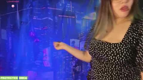 Snapshot of sunflower0907 chatting on 10-28-25, 09:02 Tina. Im topless model online show from 10-28-25, 09:02