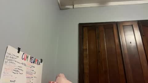 sunneeshellee online show from 06-17-26, 07:33