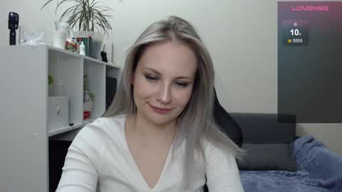 Naomi online show from 02-01-25, 08:37