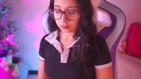 Snapshot of sunny_flower_ chatting on 02-04-26, 03:45 SUNNY online show from 02-04-26, 03:45