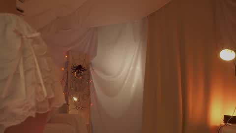 Snapshot of sunny_maria chatting on 11-18-25, 08:57 Maria online show from 11-18-25, 08:57