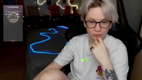 sunny mood online show from 12-14-25, 09:36