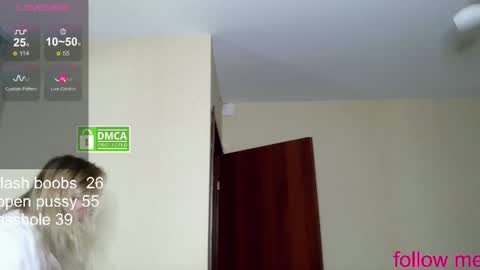 Snapshot of sunny_mood chatting on 07-25-26, 06:49 sunny mood online show from 07-25-26, 06:49