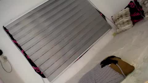 sunny_sexie online show from 07-12-26, 05:59