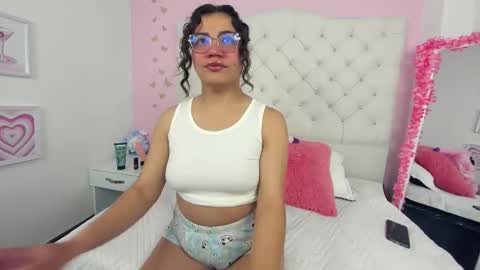 Sunny Smiith online show from 11-25-25, 11:54