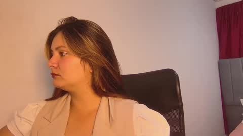 sunnycurvymf online show from 03-17-26, 09:18